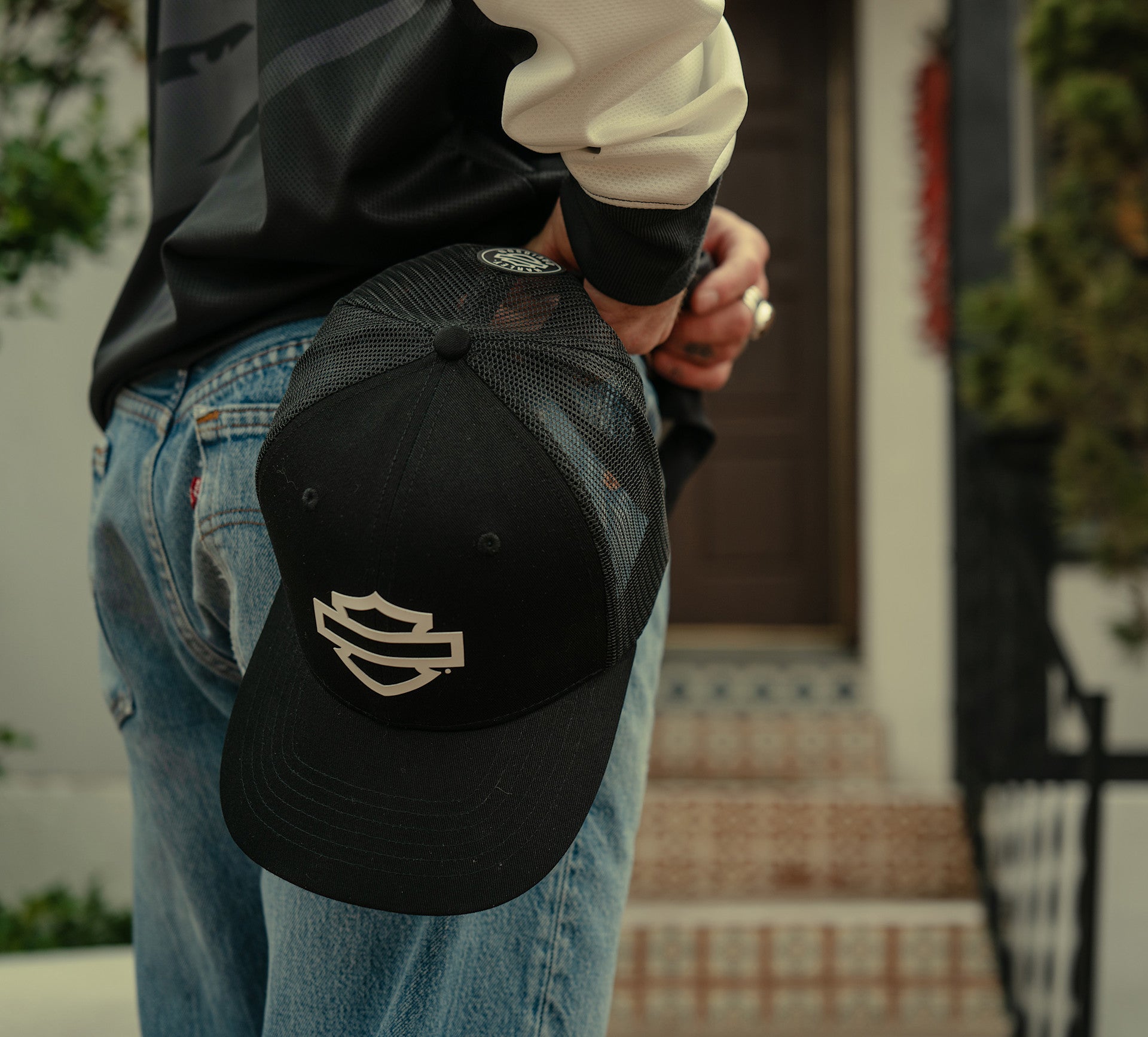 Men's Logo Colorblock Adjustable Trucker Cap - Harley Black