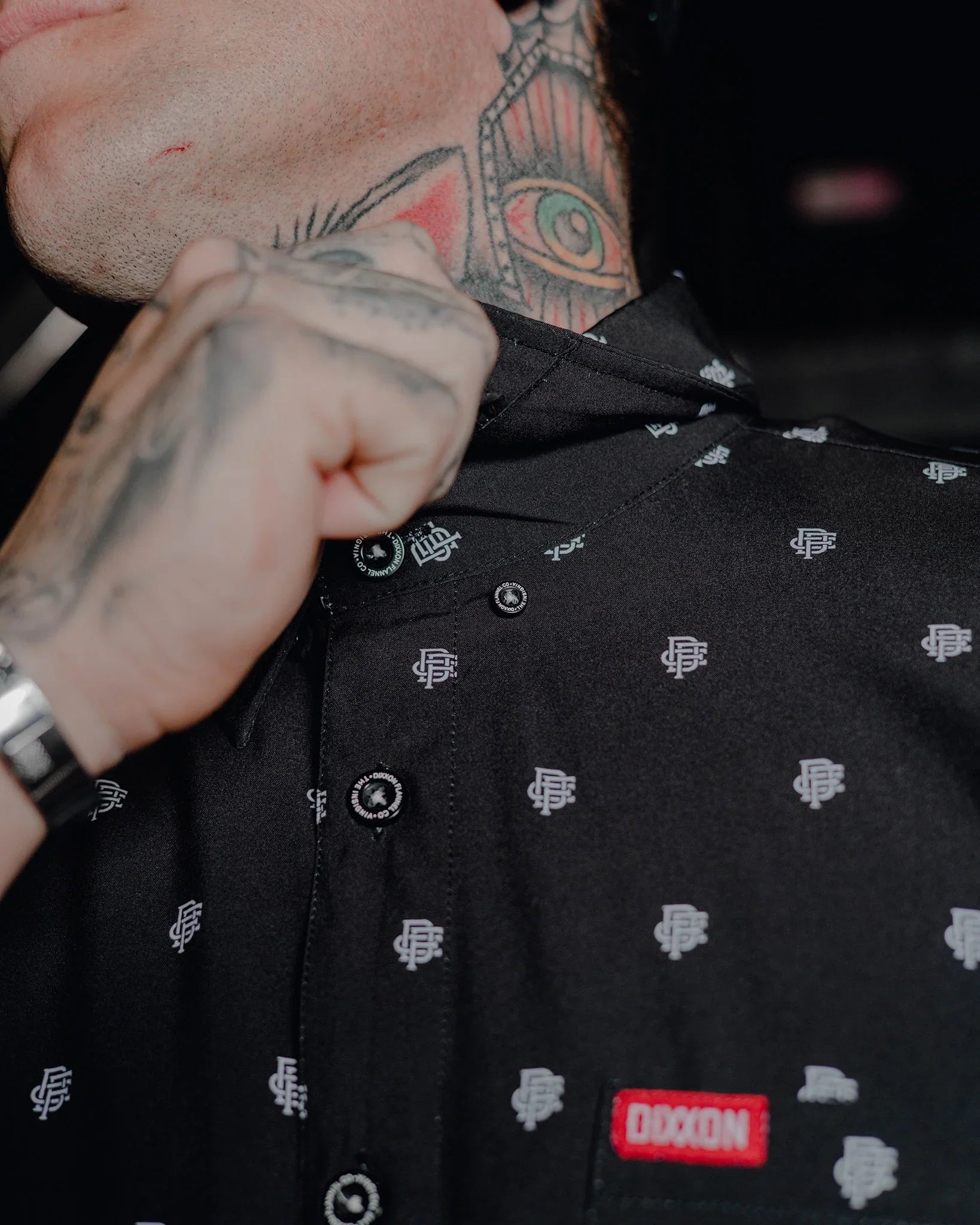 Insignia Short Sleeve Party Shirt - Black/White