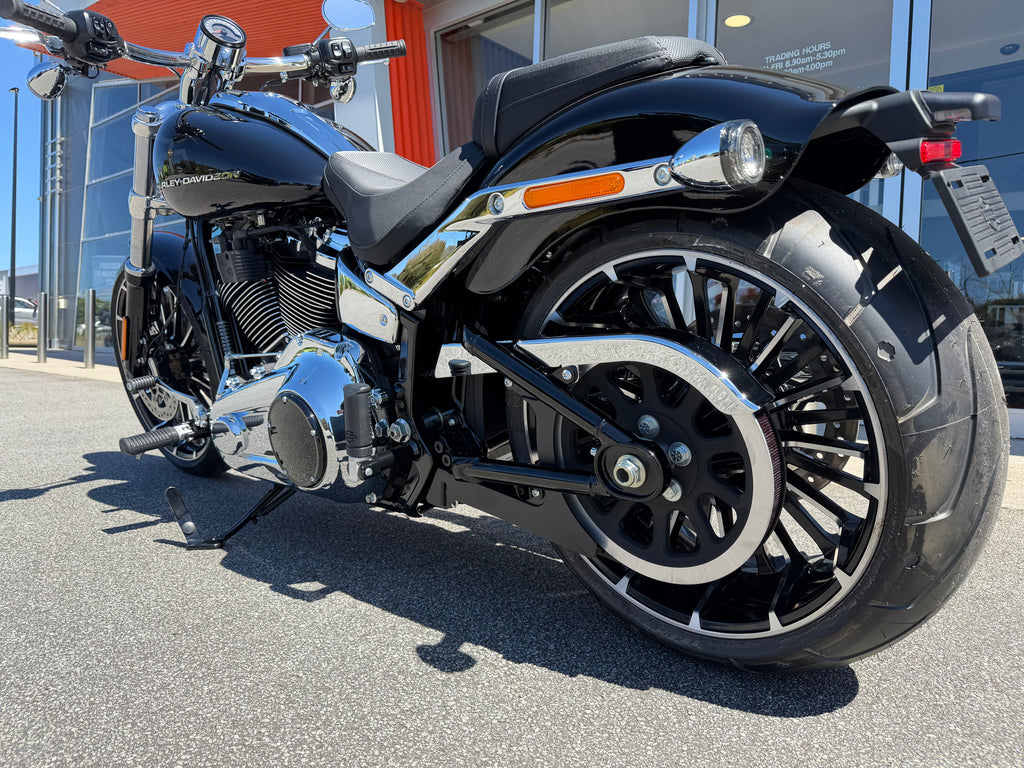 2026 Harley-Davidson Breakout 117 (FXBR)