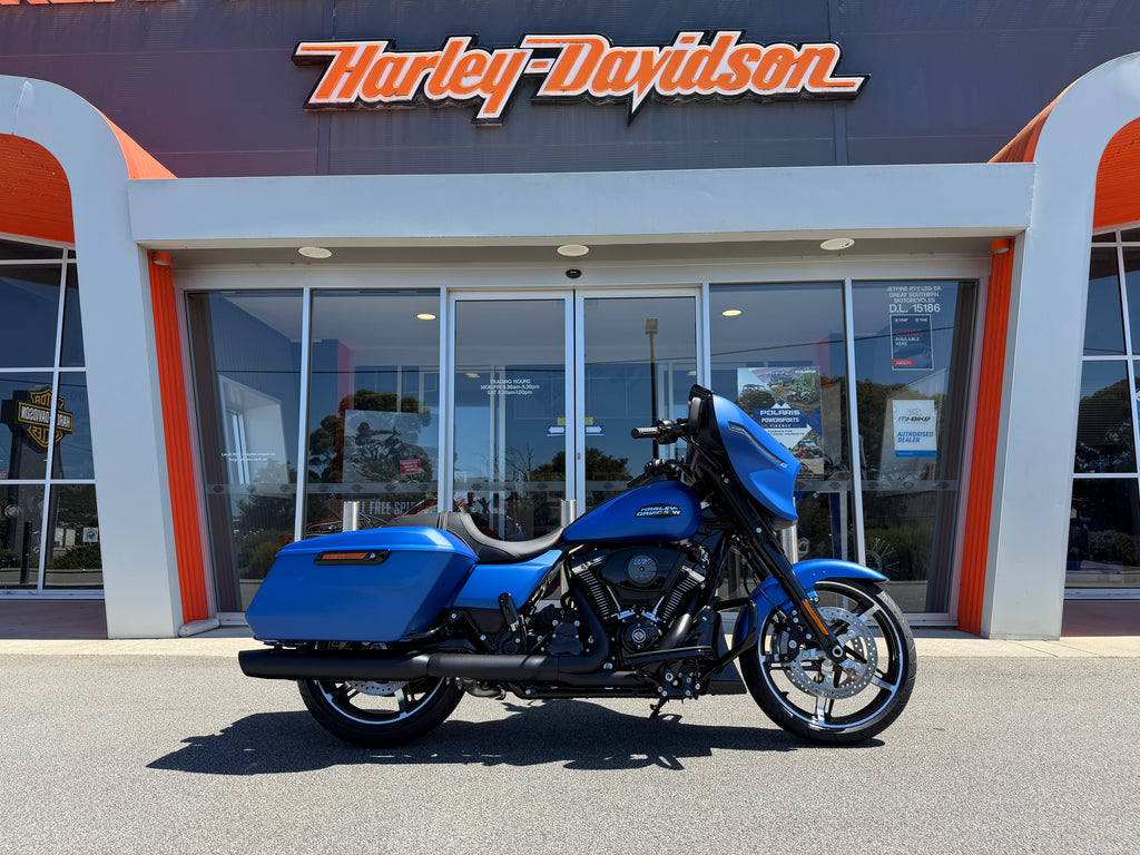 2026 Harley-Davidson Street Glide 117 (FLHX)