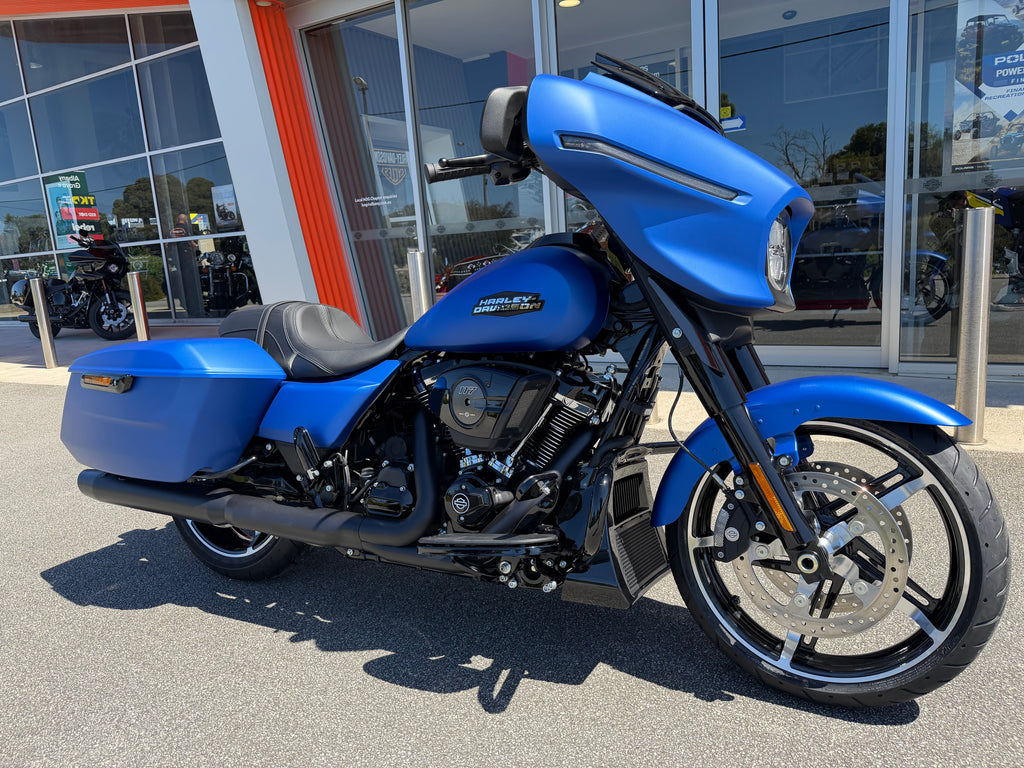 2026 Harley-Davidson Street Glide 117 (FLHX)