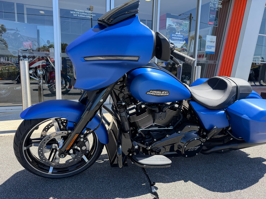 2026 Harley-Davidson Street Glide 117 (FLHX)