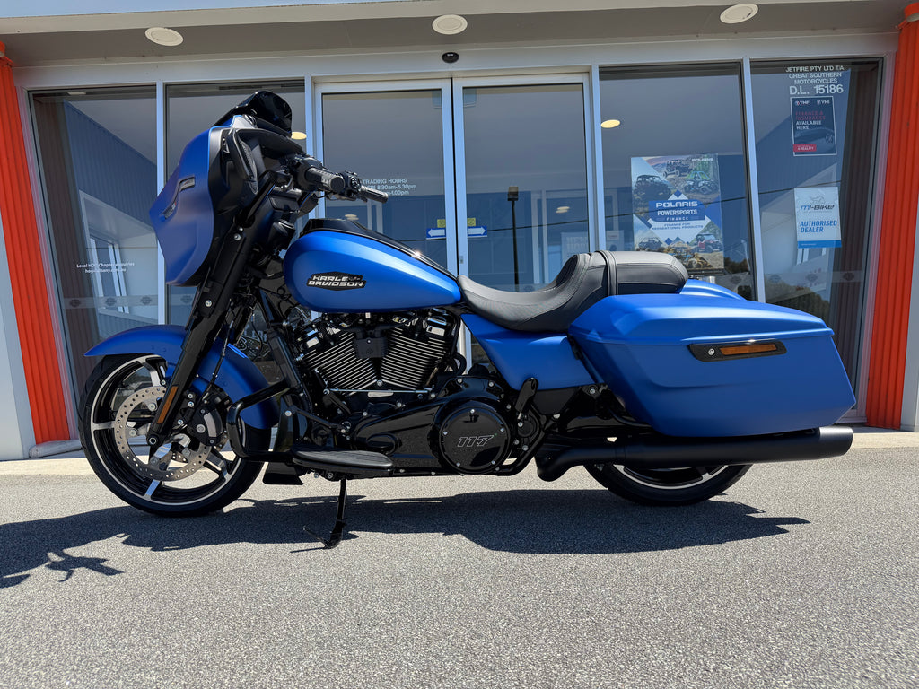2026 Harley-Davidson Street Glide 117 (FLHX)