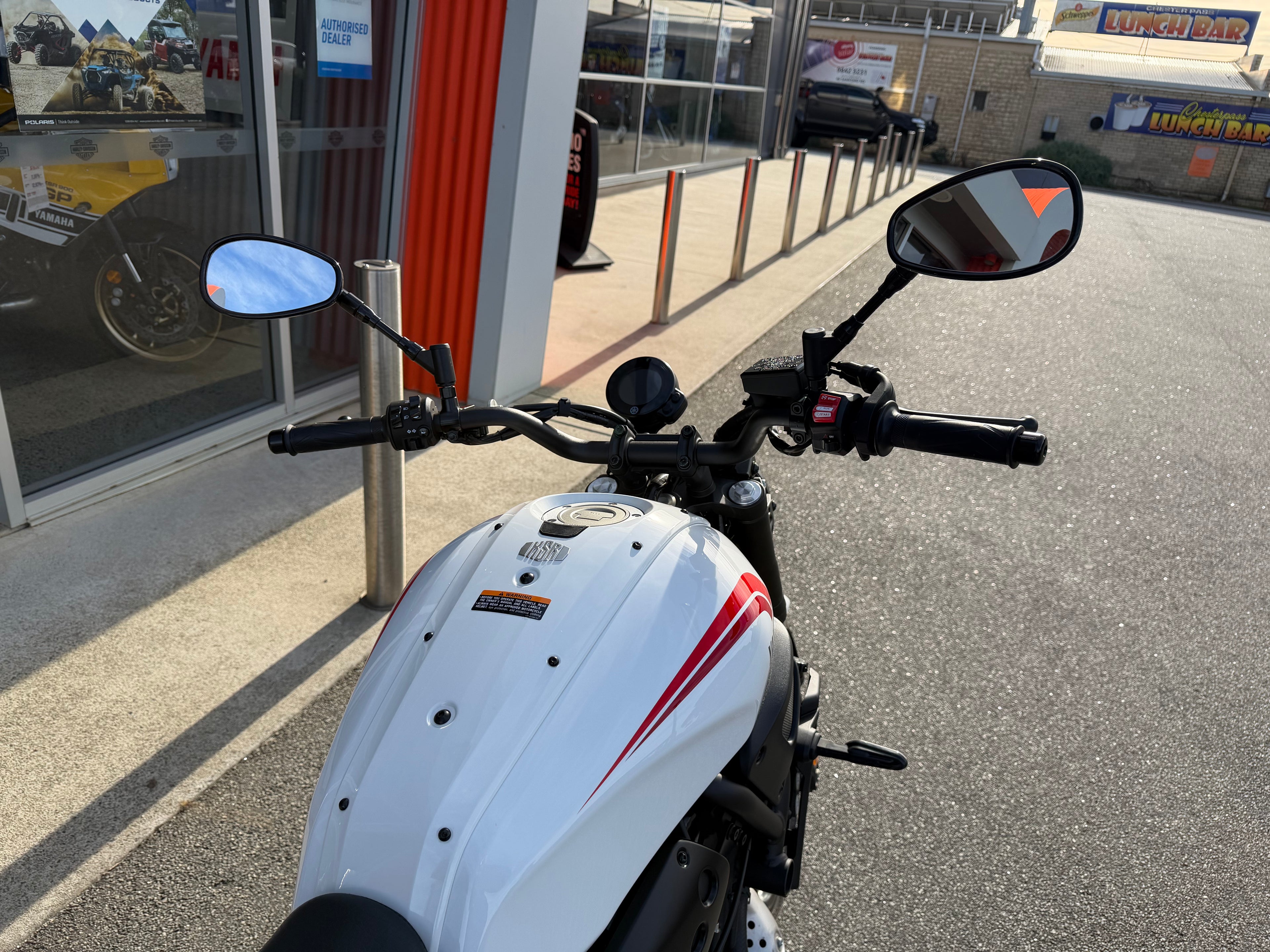 2024 Yamaha XSR700 (MTM660LA)