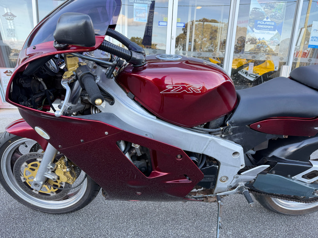 1990 Kawasaki ZXR750