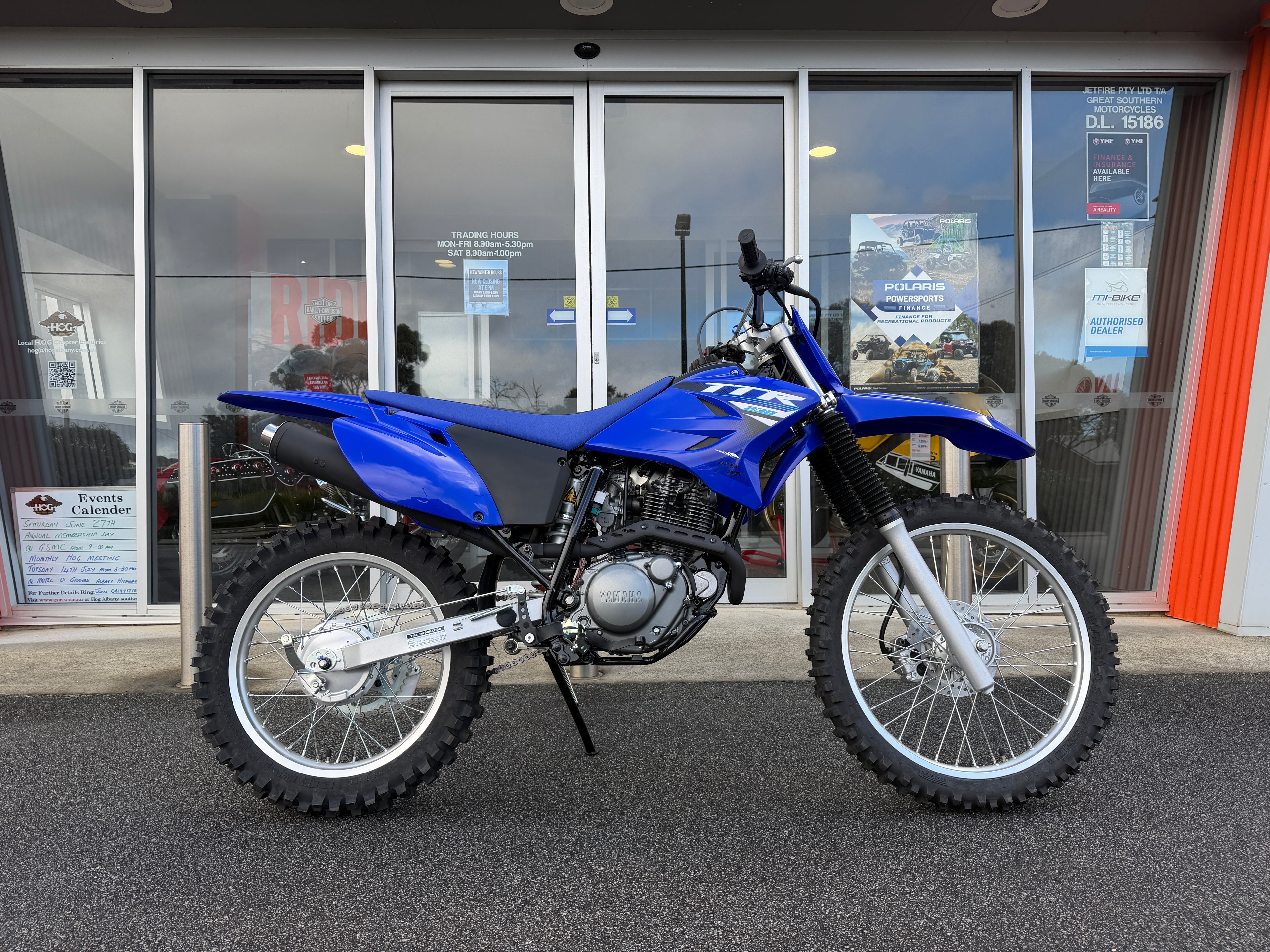 2025 Yamaha TT-R230