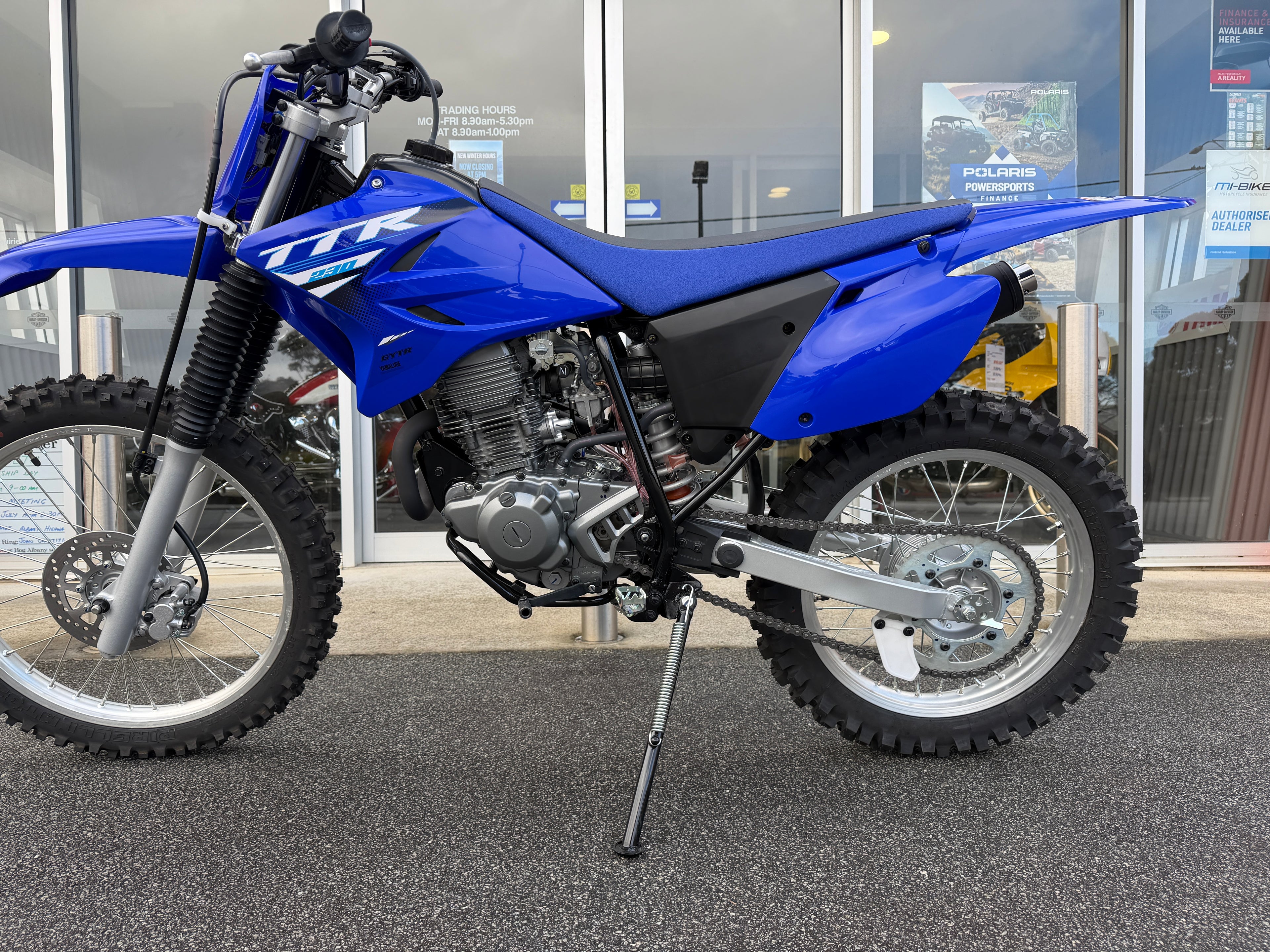 2025 Yamaha TT-R230