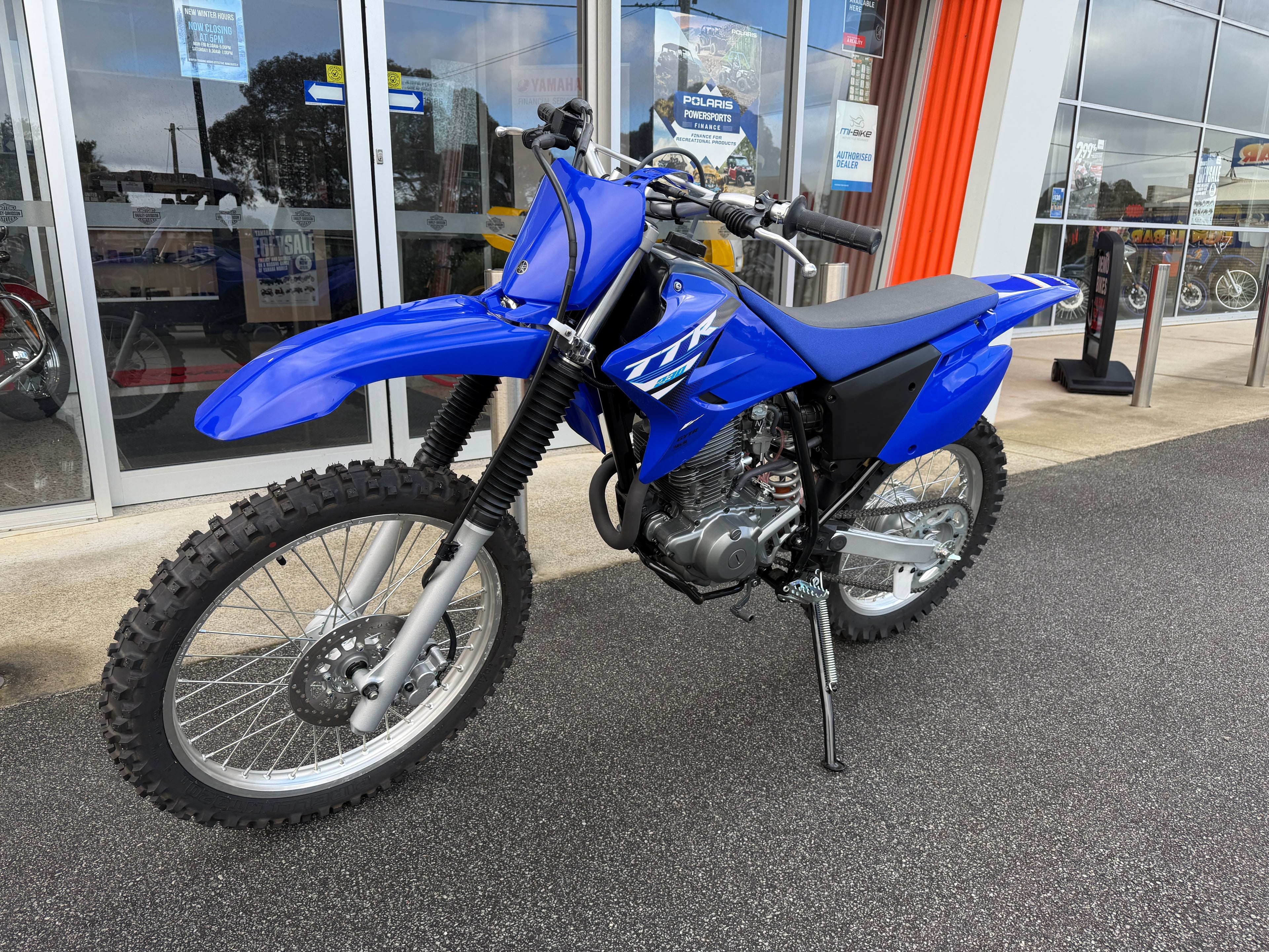 2025 Yamaha TT-R230