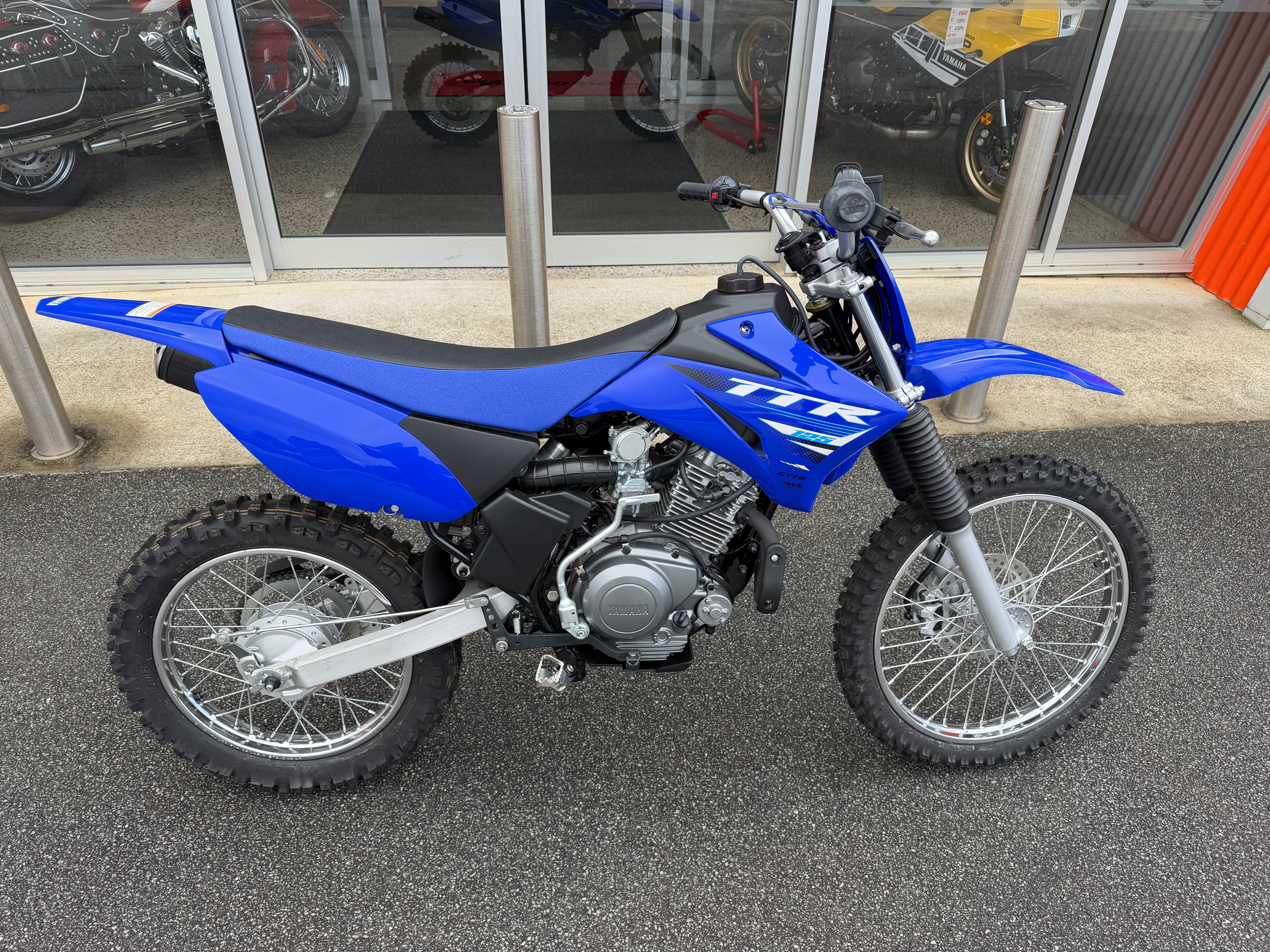 2025 Yamaha TT-R125LWE