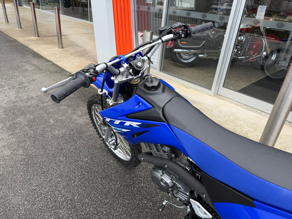 2025 Yamaha TT-R125LWE