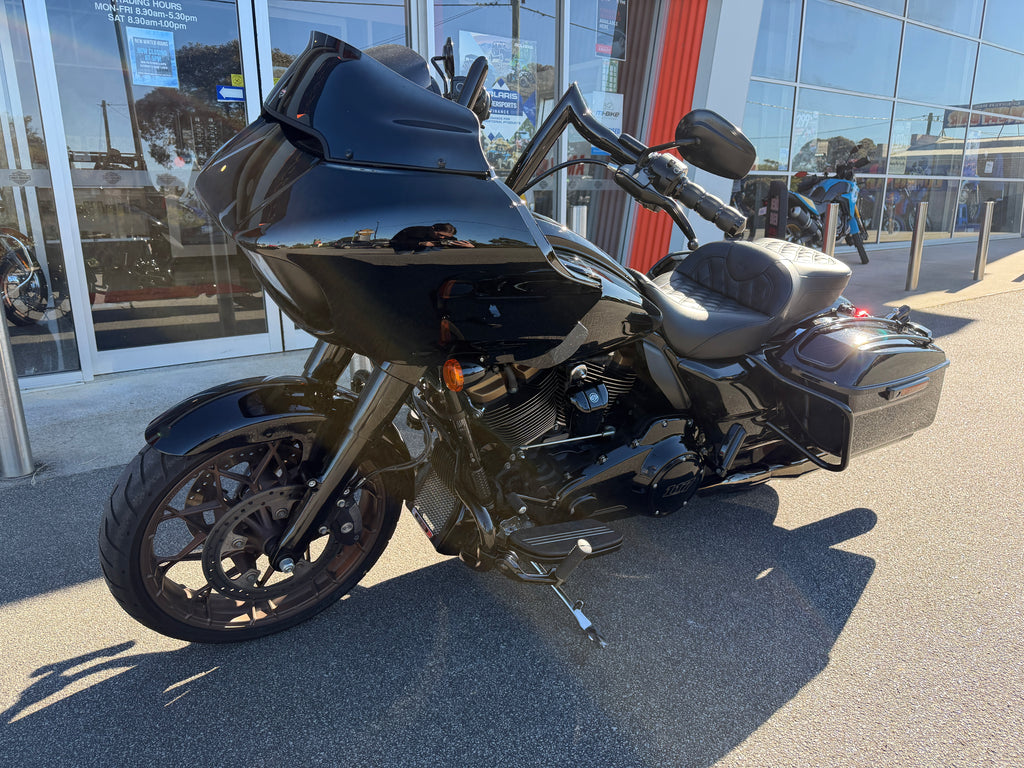 2022 Harley-Davidson Road Glide Special ST 117 (FLTRXST)