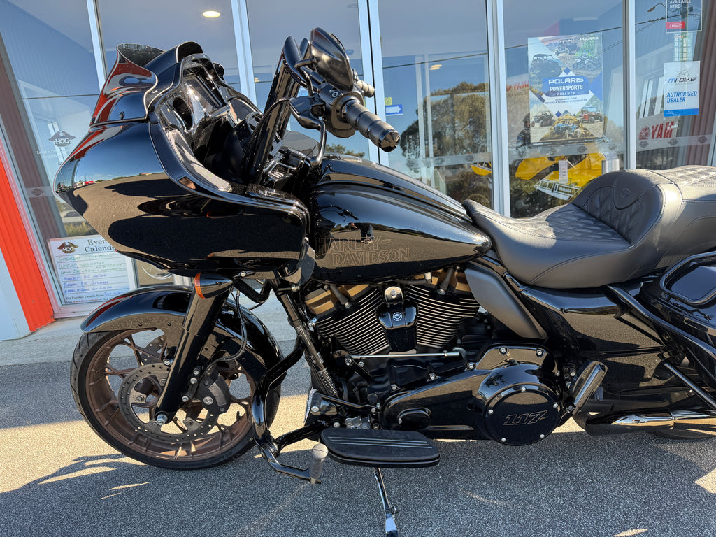 2022 Harley-Davidson Road Glide Special ST 117 (FLTRXST)