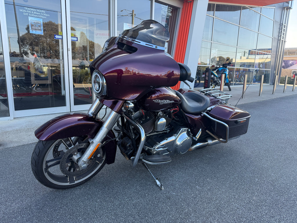2015 Harley-Davidson Street Glide Special 103 (FLHXS)