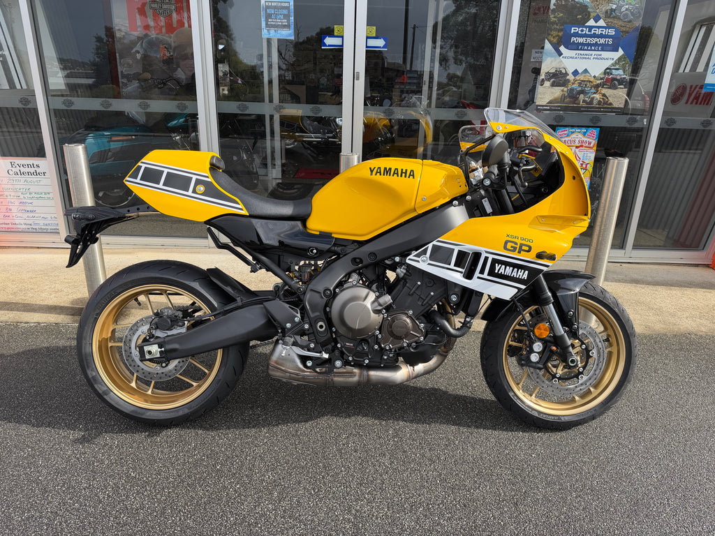2026 XSR900 GP