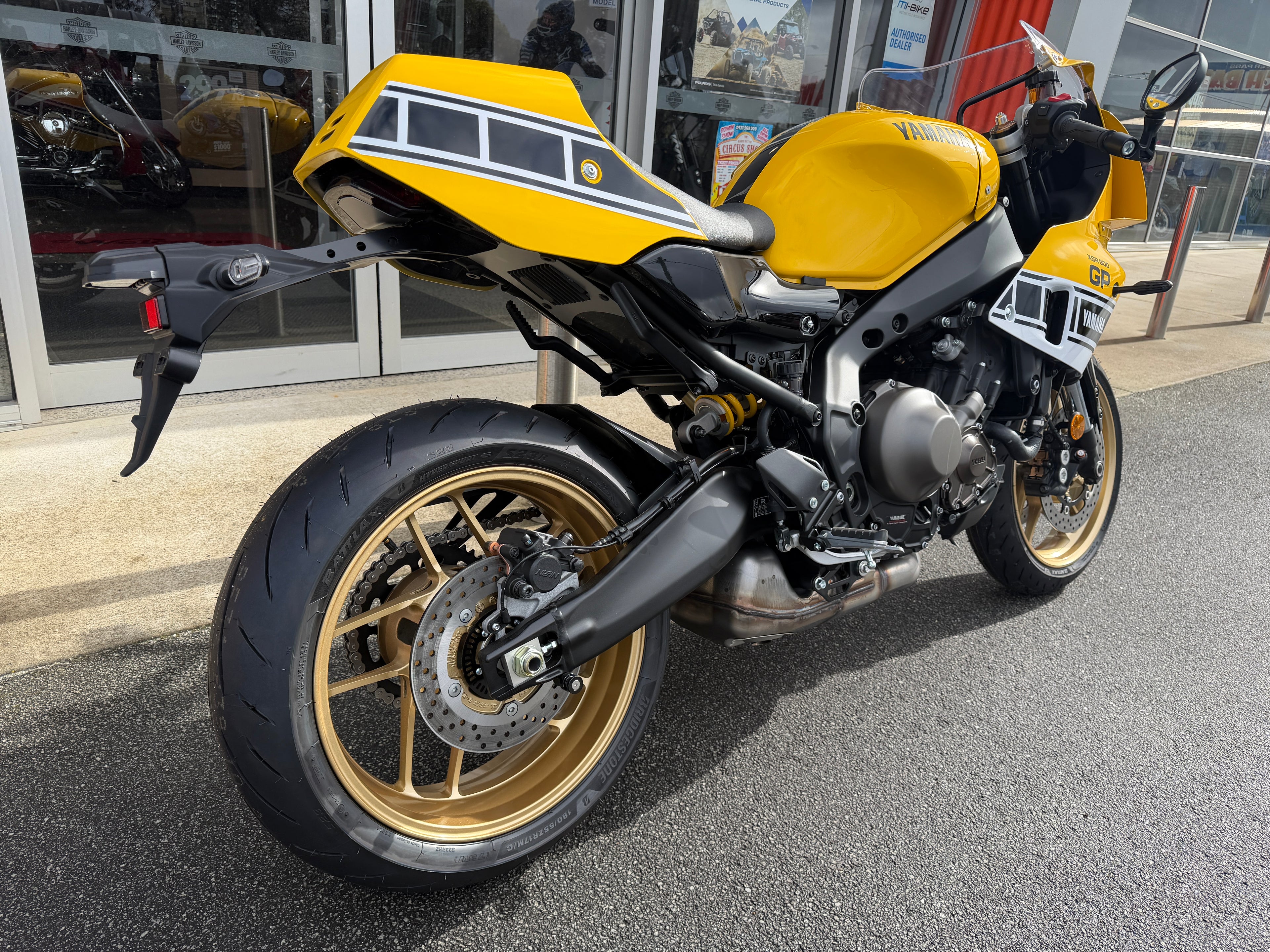 2026 XSR900 GP