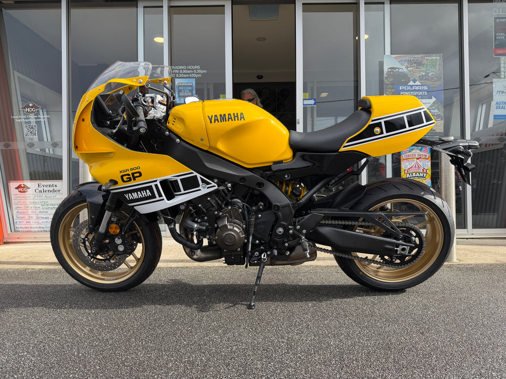 2026 XSR900 GP