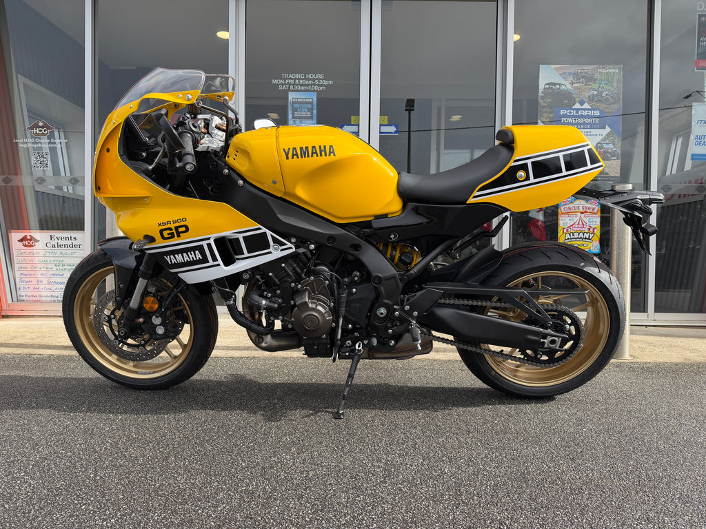 2026 XSR900 GP
