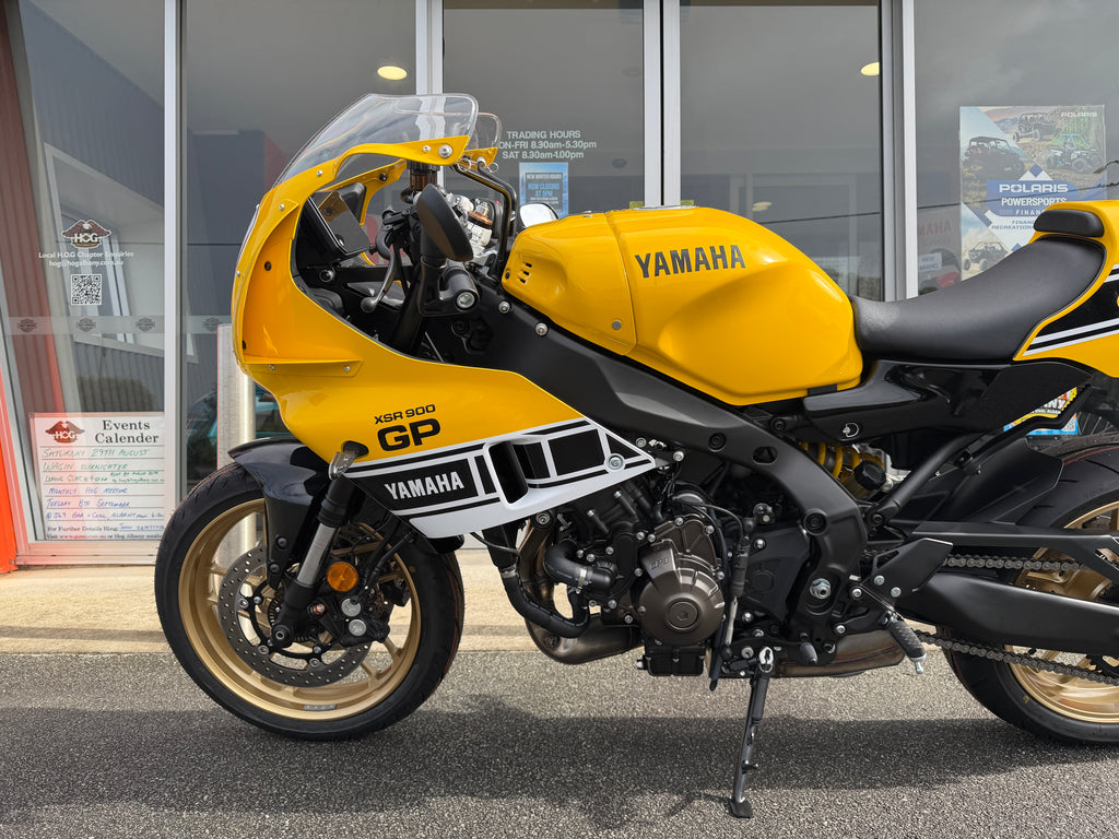 2026 XSR900 GP