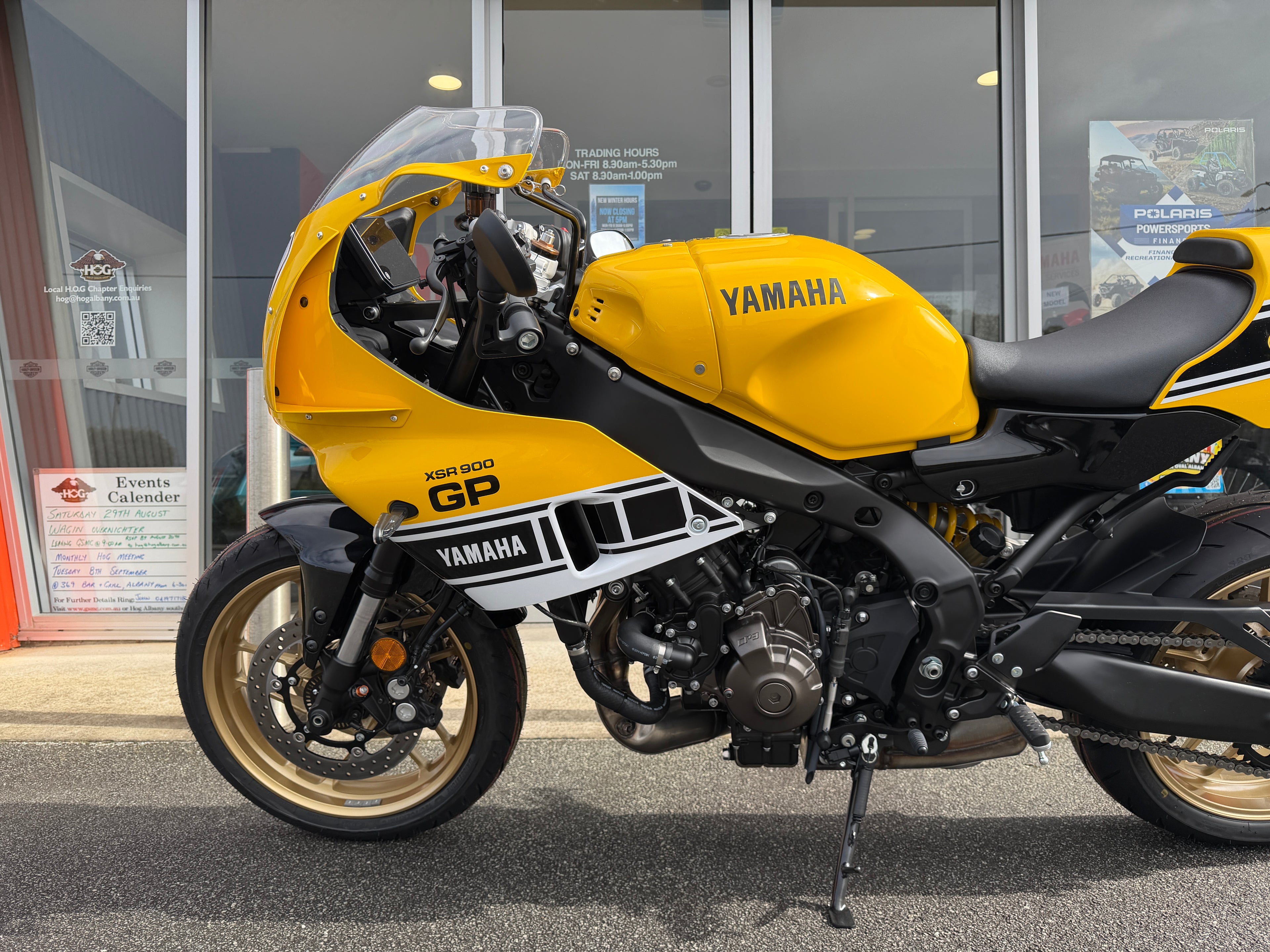 2026 XSR900 GP