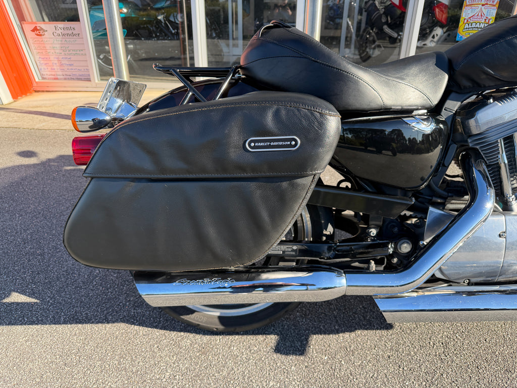 2011 Harley-Davidson SuperLow 883 (XL883L)