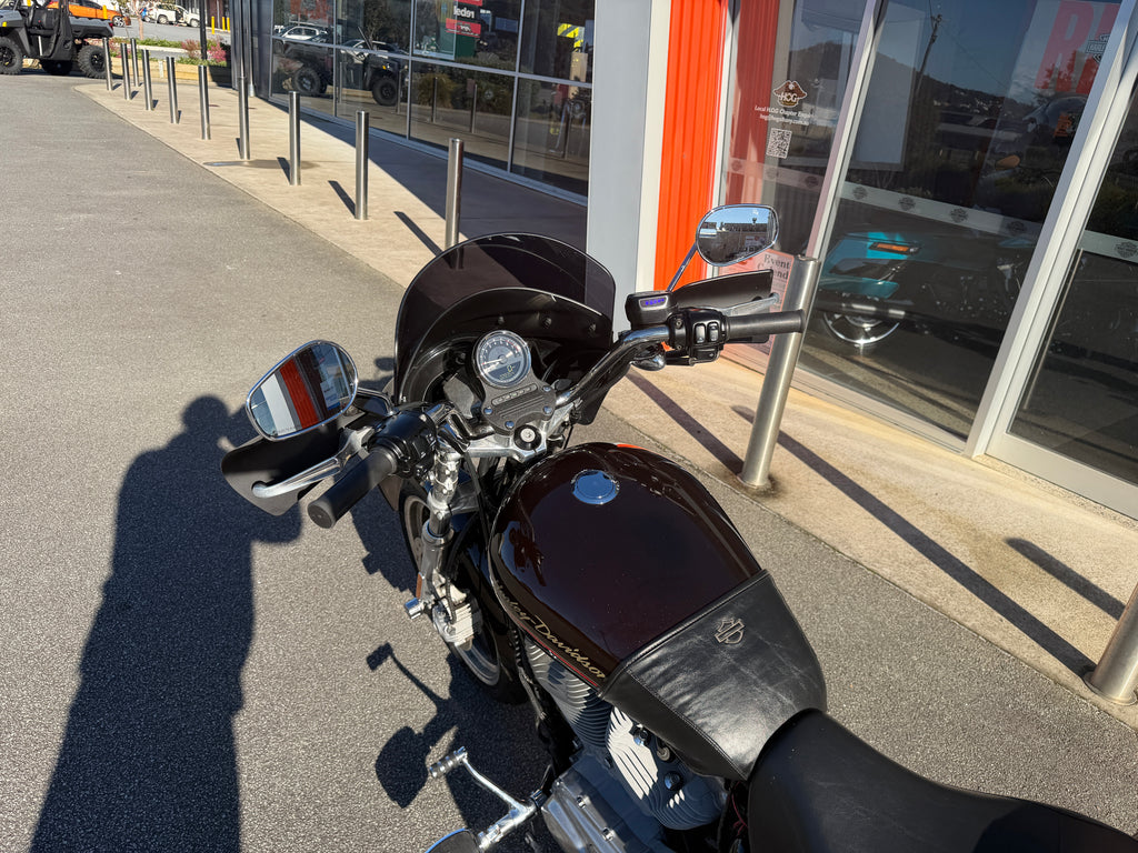2011 Harley-Davidson SuperLow 883 (XL883L)